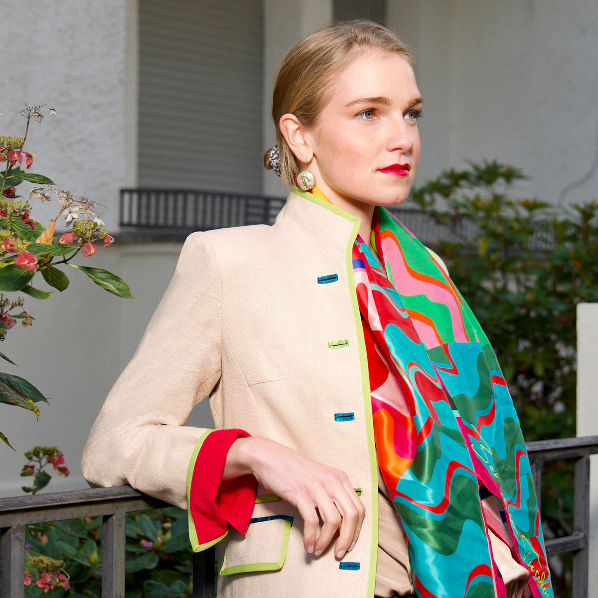 Beige/Red Linen Cavalier Jacket