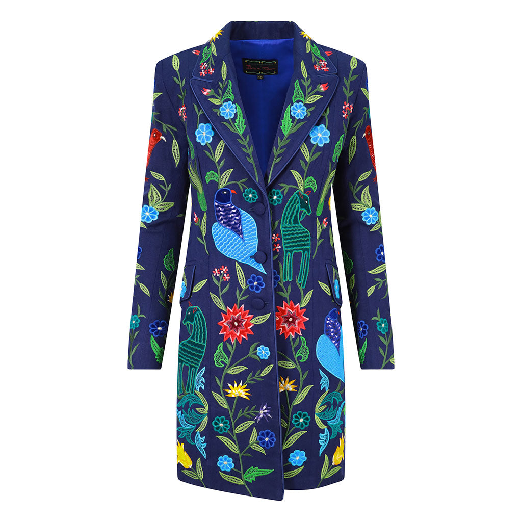 Coats Exotic Colours Vibrant Embroidery Beatrice von